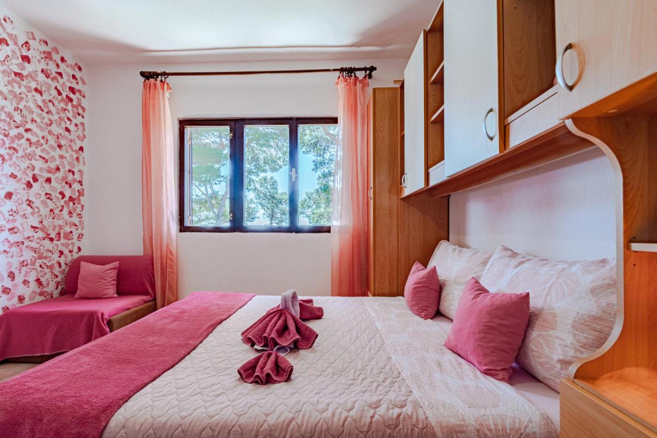 Beachfront Apartments Kate โอเรบิก ภายนอก รูปภาพ
