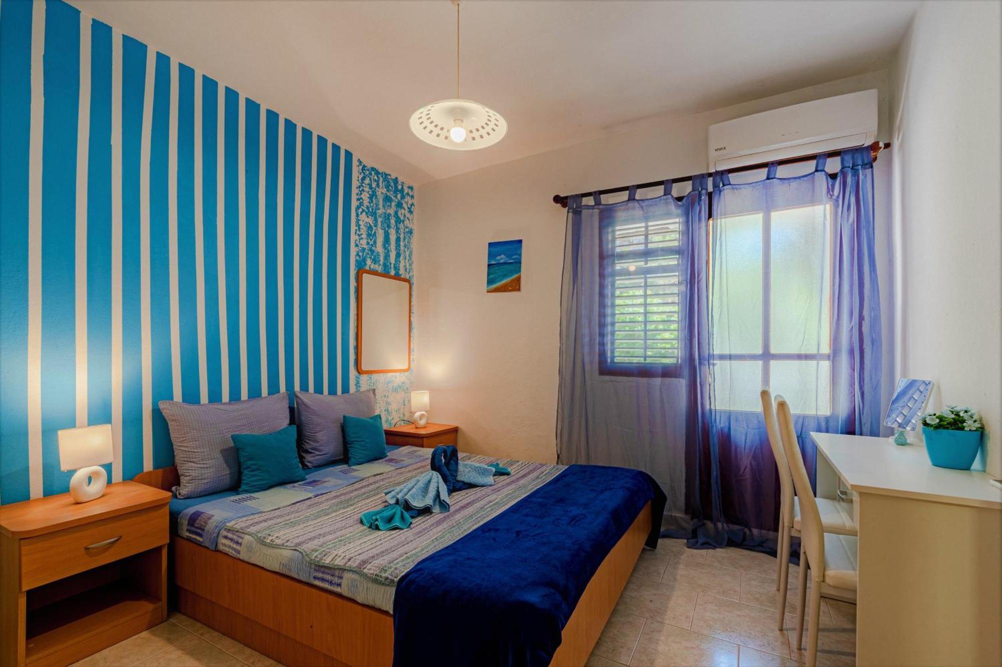 Beachfront Apartments Kate โอเรบิก ภายนอก รูปภาพ