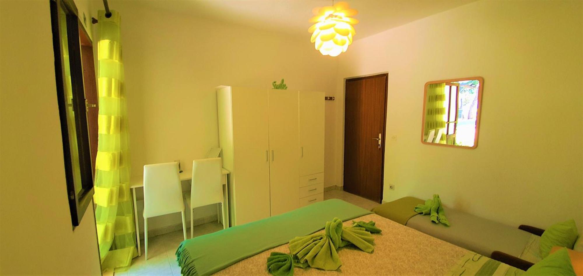 Beachfront Apartments Kate โอเรบิก ภายนอก รูปภาพ