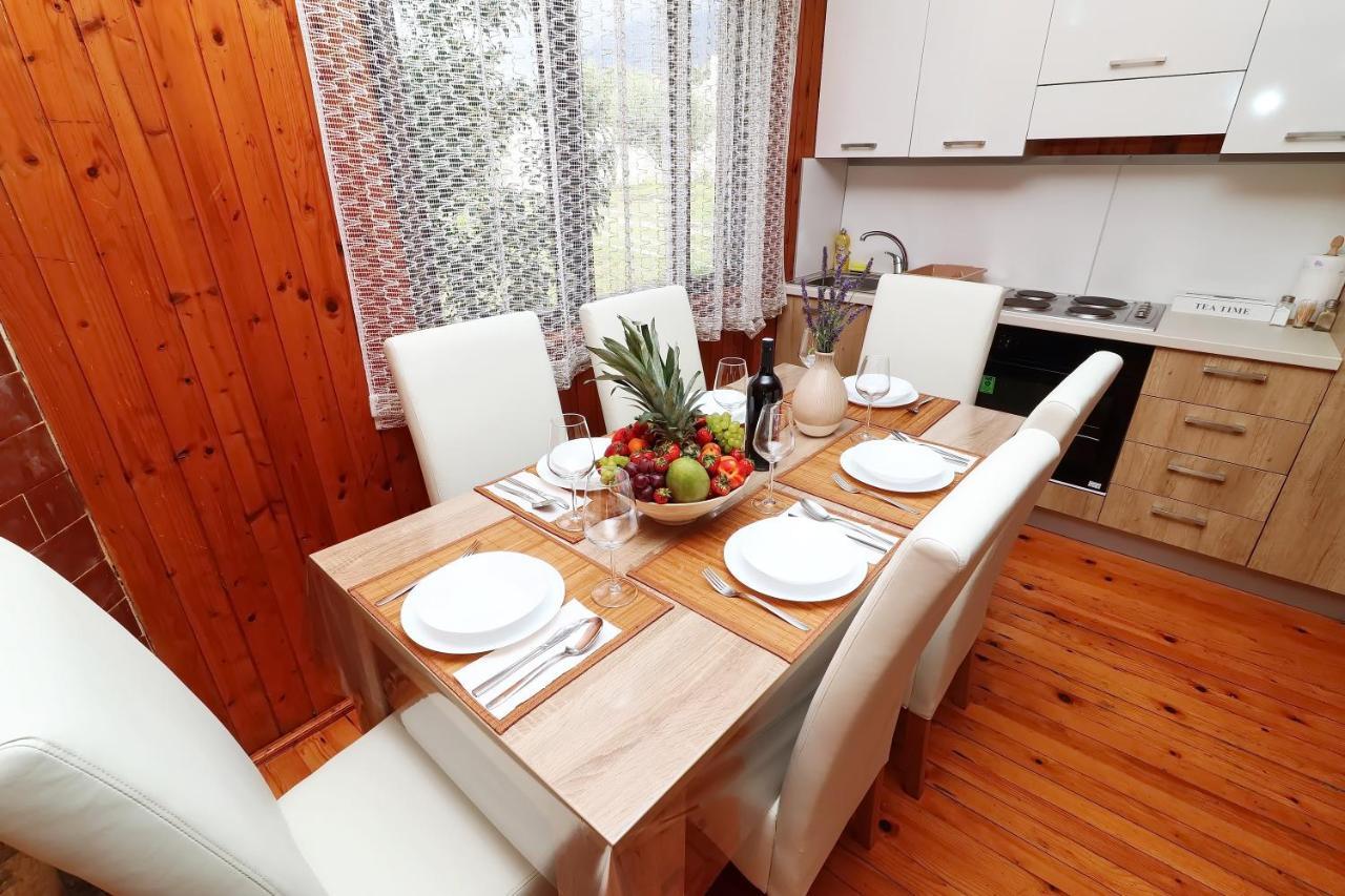 Beachfront Apartments Kate โอเรบิก ภายนอก รูปภาพ