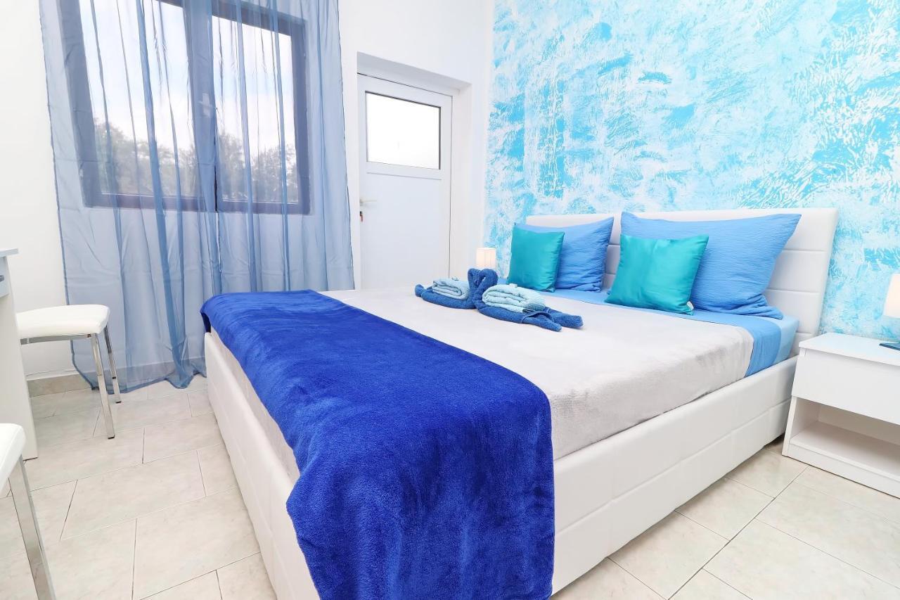 Beachfront Apartments Kate โอเรบิก ภายนอก รูปภาพ